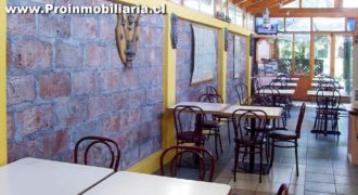 Restaurante a pasos de Autopista Central, Santiago